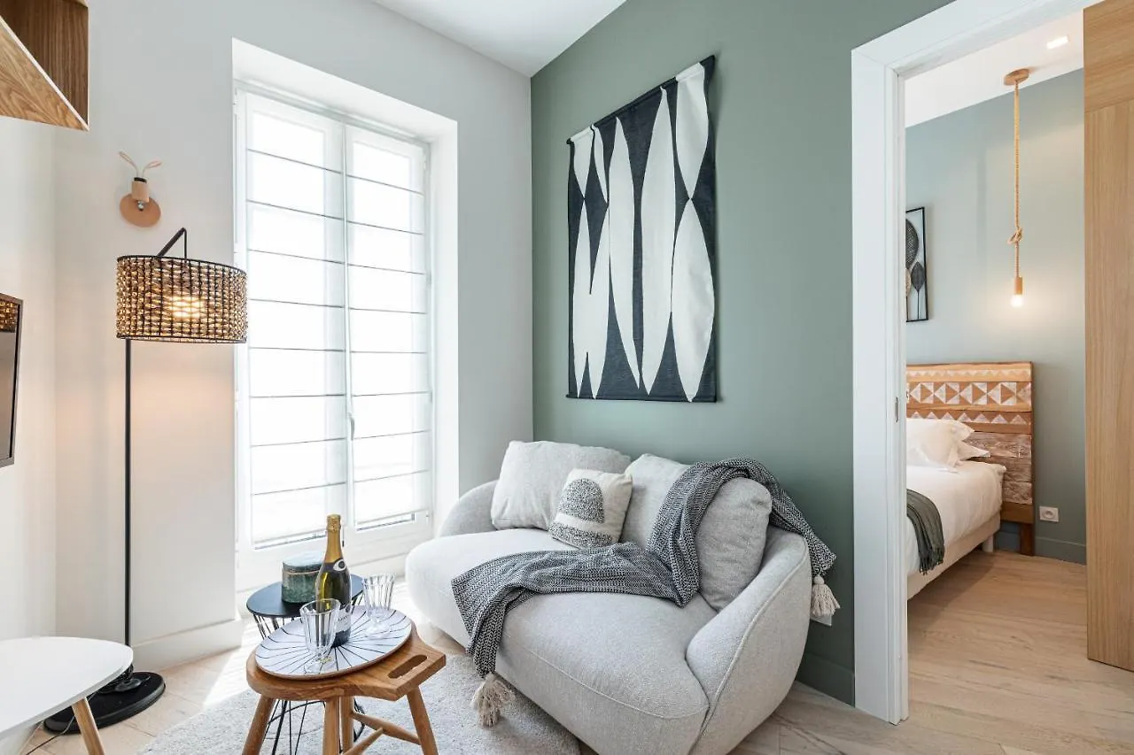 Charming Central 1 Bdr Nice