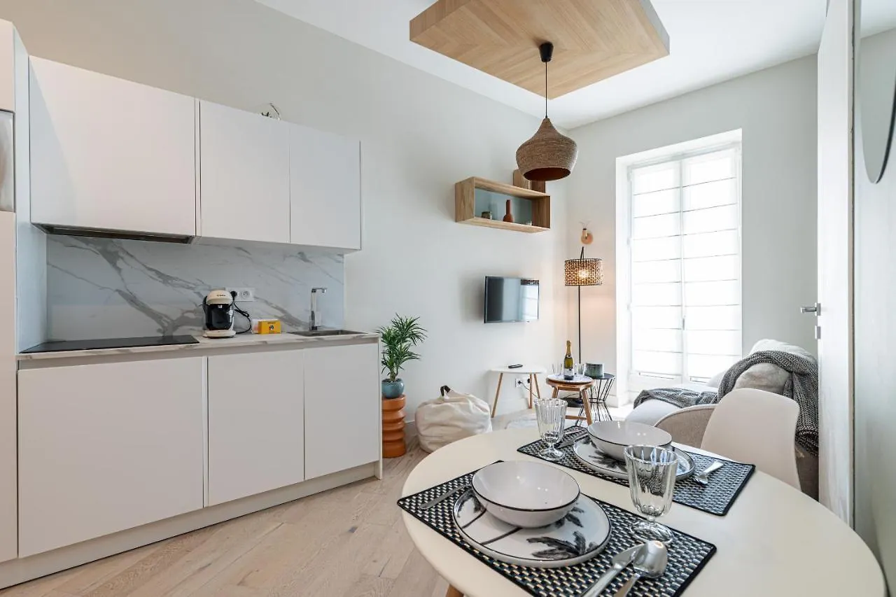 Apartment Charming Central 1 Bdr Nice